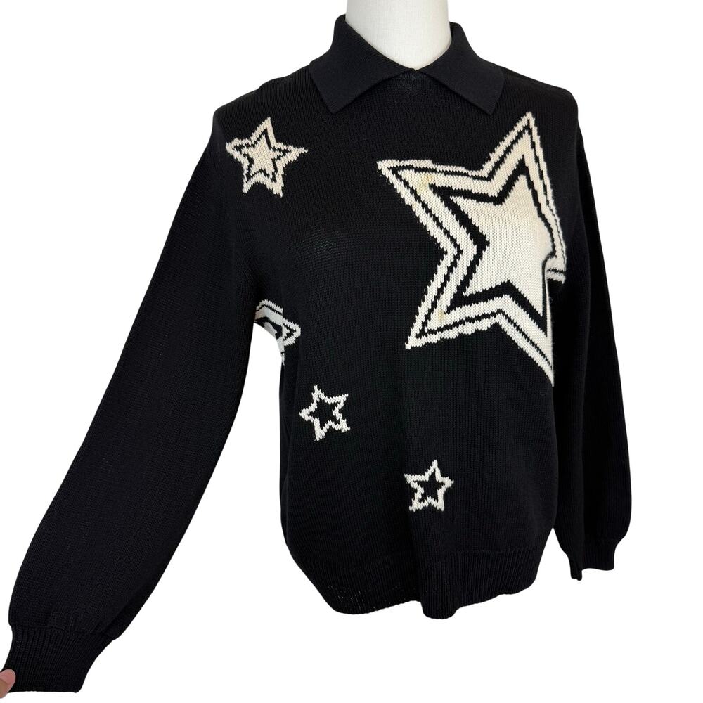 St. John Knit Pullover Sweater with Star Design Santana Knit Black/White M
